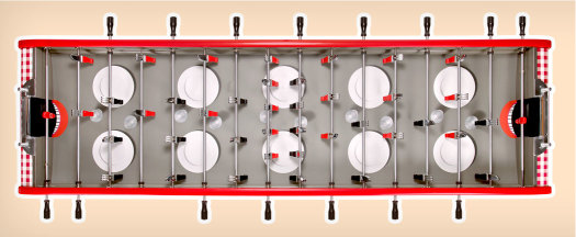 jugadores en forma de cubiertos y lenguas para el futbolín de la cité des sciences et de l'industrie